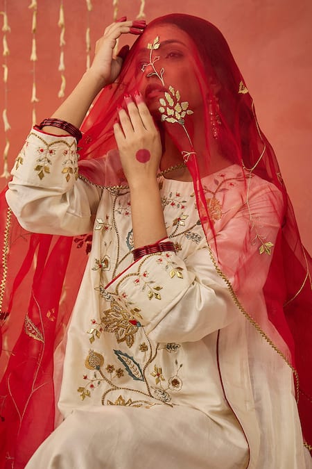 Shivani Bhargava Ivory , Organza, Bloom Embroidered Kurta Set With Dhoti Salwar Online at Aza Fashions Shivani Bhargava_Ivory , Organza, Bloom Embroidered Kurta Set With Dhoti Salwar _Online_at_Aza_Fashions