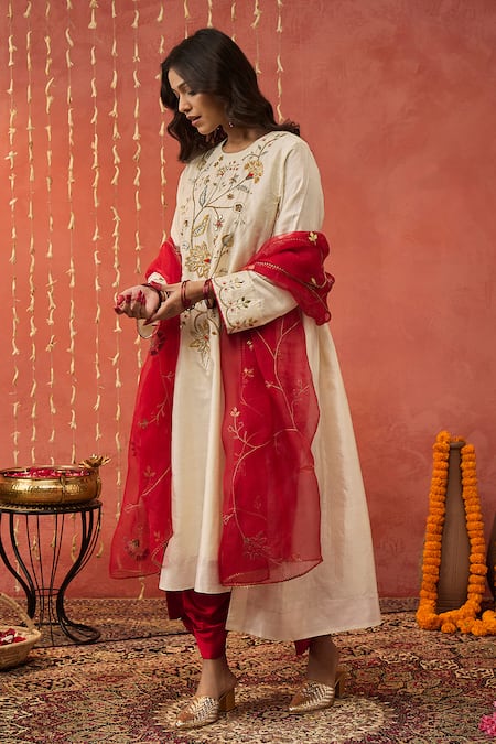 Shivani Bhargava Ivory , Organza, Bloom Embroidered Kurta Set With Dhoti Salwar at Aza Fashions Shivani Bhargava_Ivory , Organza, Bloom Embroidered Kurta Set With Dhoti Salwar _at_Aza_Fashions