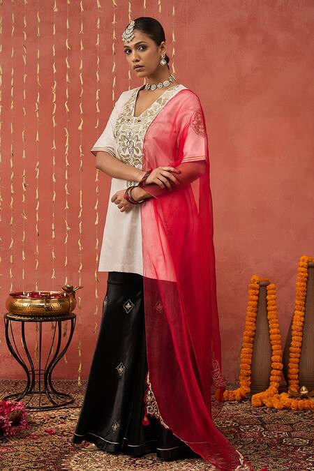 Buy Shivani Bhargava Ivory Silk, Organza Gota Patti, Sequins, Diamonds, Mughal Kurta And Sharara Set Buy_Shivani Bhargava_Ivory Silk, Organza Gota Patti, Sequins, Diamonds, Mughal Kurta And Sharara Set