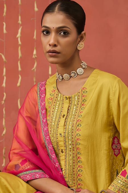Shivani Bhargava_Yellow Chanderi, Organza, Mughal Motif Kurta And Dhoti Salwar Set _Online_at_Aza_Fashions