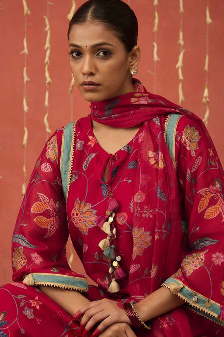 Shivani Bhargava Red Chanderi, Organza, Cotton, Silk Embroidery, Gota Patti Round Neck Kurta Set Online at Aza Fashions Shivani Bhargava_Red Chanderi, Organza, Cotton, Silk Embroidery, Gota Patti Round Neck Kurta Set _Online_at_Aza_Fashions