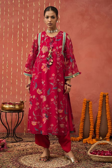 Buy Shivani Bhargava Red Chanderi, Organza, Cotton, Silk Embroidery, Gota Patti Round Neck Kurta Set Buy_Shivani Bhargava_Red Chanderi, Organza, Cotton, Silk Embroidery, Gota Patti Round Neck Kurta Set