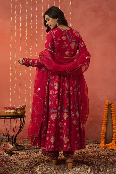 Shop Shivani Bhargava Red Chanderi, Organza, Cotton, Sequins, Chintz Print Anarkali Set at Aza Fashions Shop_Shivani Bhargava_Red Chanderi, Organza, Cotton, Sequins, Chintz Print Anarkali Set _at_Aza_Fashions