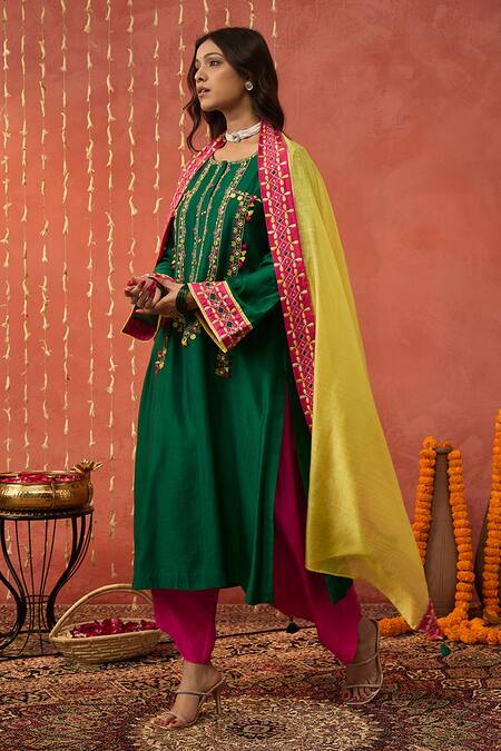 Buy_Shivani Bhargava_Green Chanderi, Silk Sequins, Tassels Round Neck And Pink Embroidered Kurta Set _Online_at_Aza_Fashions