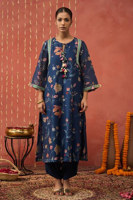 Buy Shivani Bhargava Blue Chanderi, Organza, Cotton, Silk Chintz Print Kurta And Dhoti Salwar Set Buy_Shivani Bhargava_Blue Chanderi, Organza, Cotton, Silk Chintz Print Kurta And Dhoti Salwar Set