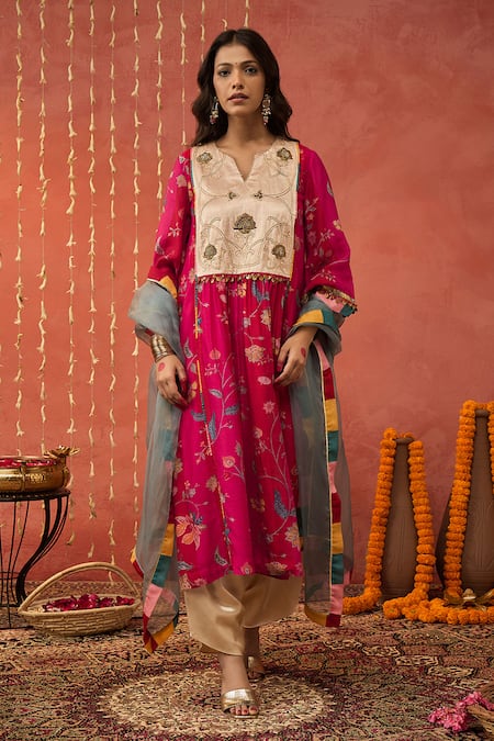 Shivani Bhargava Chintz Bloom Jaal Kurta & Dhoti Set 