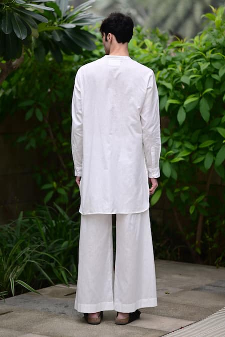 Shop RAAS LIFE White Linen, Cotton Solid Woven Kurta Set at Aza Fashions Shop_RAAS LIFE_White Linen, Cotton Solid Woven Kurta Set _at_Aza_Fashions