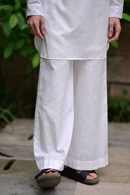 Shop RAAS LIFE White Linen, Cotton Solid Woven Kurta Set Online at Aza Fashions Shop_RAAS LIFE_White Linen, Cotton Solid Woven Kurta Set _Online_at_Aza_Fashions