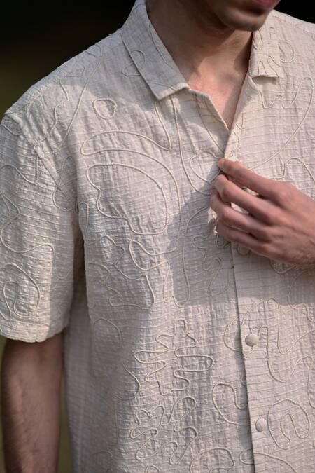 Buy_RAAS LIFE_Cream Cotton Embroidery Checkered Woven Shirt And Shorts Set 