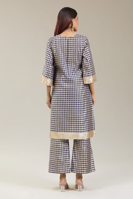 Kriti Bapna Houndstooth Pattern Kurta & Pant Set 