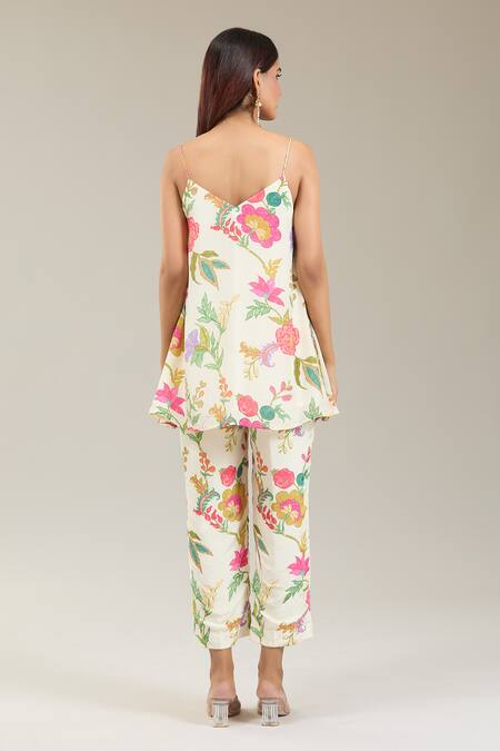 Shop_Kriti Bapna_White Crepe V-neck Floral Printed Kurta Pant Set _at_Aza_Fashions