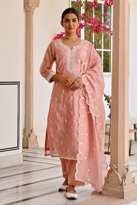 KARAJ JAIPUR Floral Chikankari Kurta Set 