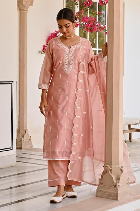 Shop Karaj Jaipur Pink Chanderi, Cotton Embroidery Round Neck Floral Chikankari Kurta Set Online at Aza Fashions Shop_Karaj Jaipur_Pink Chanderi, Cotton Embroidery Round Neck Floral Chikankari Kurta Set _Online_at_Aza_Fashions