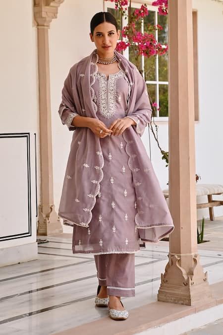 Buy_Karaj Jaipur_Purple Chanderi, Cotton Embroidery Round Neck Floral Chikankari Kurta Set 