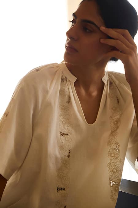 Shop The Summer House Off White Cotton Embroidery Collared Floral Hand Top Online at Aza Fashions Shop_The Summer House_Off White Cotton Embroidery Collared Floral Hand Top _Online_at_Aza_Fashions