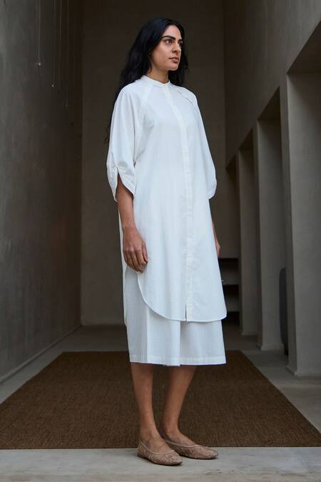 Buy The Summer House Off White Handloom Cotton Mandarin Collar Handwoven Tunic And Pant Set Buy_The Summer House_Off White Handloom Cotton Mandarin Collar Handwoven Tunic And Pant Set