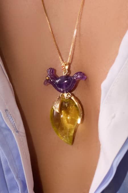 Goddess Of Glocal Kacha Aambaat Pendant Necklace 