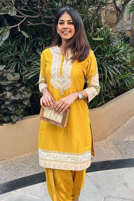 Buy Sheetal Batra Yellow Silk, Chanderi Myreen Kashmiri Tilla Embroidered Kurta And Dhoti Pant Set Buy_Sheetal Batra_Yellow Silk, Chanderi Myreen Kashmiri Tilla Embroidered Kurta And Dhoti Pant Set