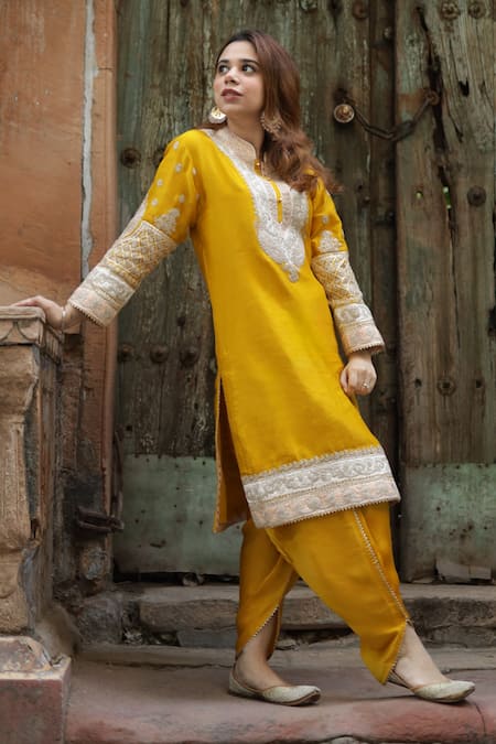 Shop Sheetal Batra Yellow Silk, Chanderi Myreen Kashmiri Tilla Embroidered Kurta And Dhoti Pant Set Shop_Sheetal Batra_Yellow Silk, Chanderi Myreen Kashmiri Tilla Embroidered Kurta And Dhoti Pant Set