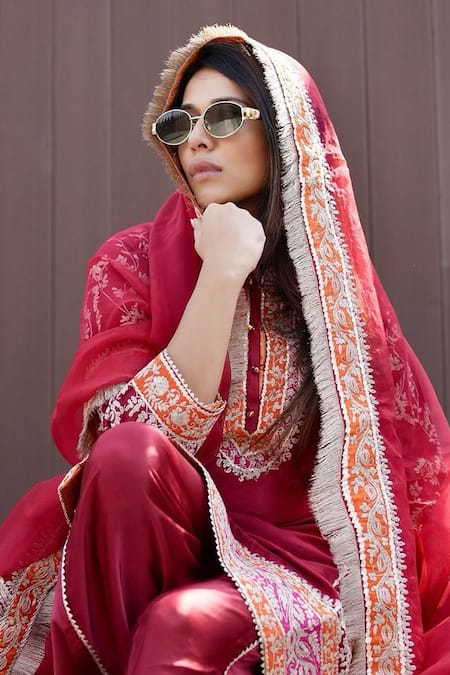 Sheetal Batra_Pink Silk, Chanderi, Satin Gota Patti Mehnoor Embroidered Kurta And Dhoti Pant Set _at_Aza_Fashions