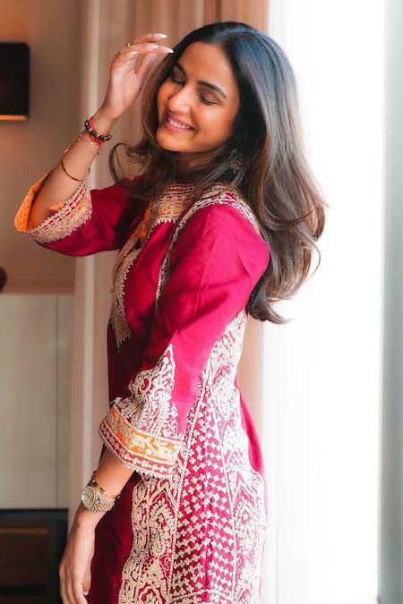 Shop_Sheetal Batra_Pink Dupatta  Organza, Kurta  Pure Chanderi, Embroidered A-line Set 