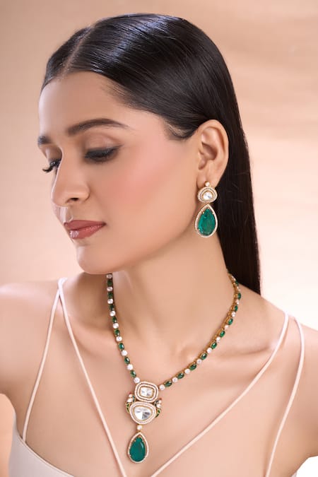 Nazaakat By Samara Singh Green Zari, Diamonds Polki And American Necklace Set 