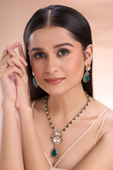 Nazaakat By Samara Singh_Green Zari, Diamonds Polki And American Necklace Set _at_Aza_Fashions