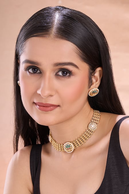 Buy_Nazaakat By Samara Singh_Green Metallic Thread, Pearls Meenakari Choker Necklace Set