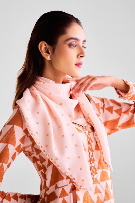 Shop_Cotton And Clay_Peach Modal V-neck Geometric Print Kurta Set 