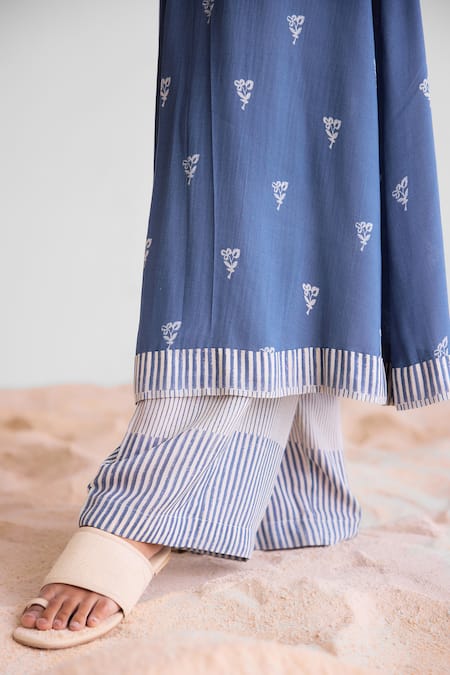 Buy_Cotton And Clay_Blue Modal Embroidery Round Neck Floral Print Kurta Set With Scarf 