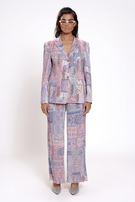 Doh Tak Keh Embroidered Printed Single Breasted Blazer 