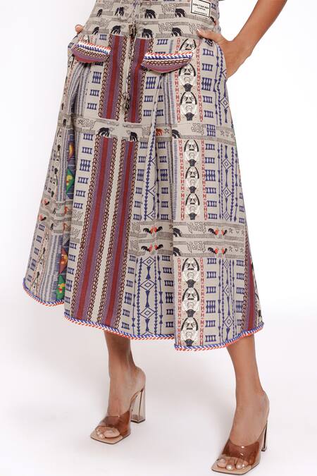 Buy_Doh Tak Keh_Gray Rayon Tribal Geometric Print Pleated Skirt_Online_at_Aza_Fashions