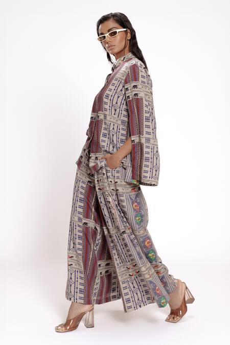 Doh Tak Keh_Gray Geometric Printed Cape Shirt_Online_at_Aza_Fashions
