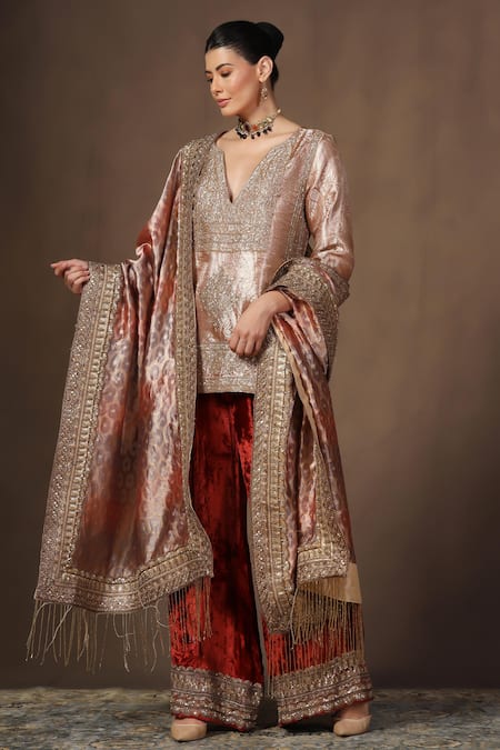 Shop_tara thakur_Rose Gold Tissue, Velvet Embroidery Split Zardozi Tunic And Flared Pant Set 
