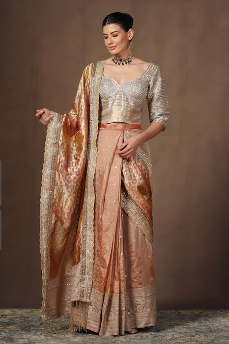 tara thakur Embroidered Pre-Draped Saree With Blouse 