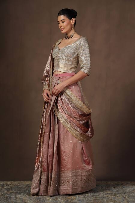 Buy_tara thakur_Pink Tissue Sequins, Zari, Diamonds Scallop Border Embroidered Pre-draped Saree _Online_at_Aza_Fashions