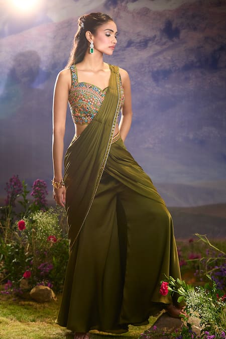 Shop Aariyana Couture Green Chiffon Mirrors, Embroidery Sweetheart Work Pre-draped Saree And Blouse Set Online at Aza Fashions Shop_Aariyana Couture_Green Chiffon Mirrors, Embroidery Sweetheart Work Pre-draped Saree And Blouse Set _Online_at_Aza_Fashions