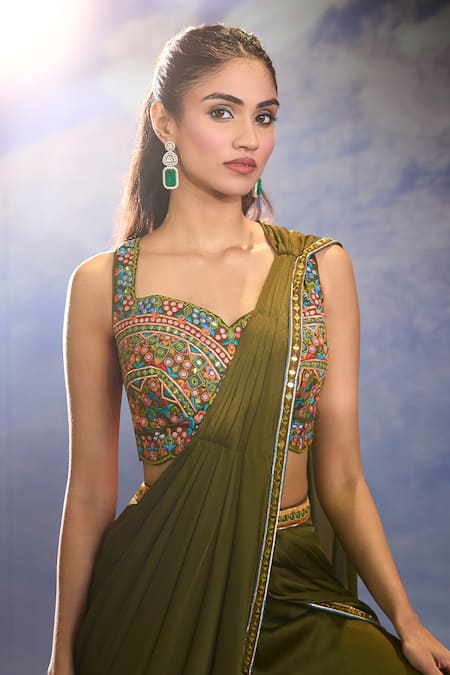 Aariyana Couture Green Chiffon Mirrors, Embroidery Sweetheart Work Pre-draped Saree And Blouse Set at Aza Fashions Aariyana Couture_Green Chiffon Mirrors, Embroidery Sweetheart Work Pre-draped Saree And Blouse Set _at_Aza_Fashions