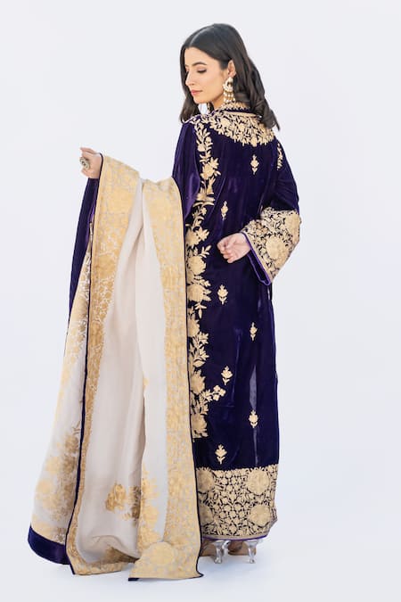 Shop Daljit Sudan Purple Silk, Velvet, Tissue, Chiffon Embroidery V-neck Kurta Set at Aza Fashions Shop_Daljit Sudan_Purple Silk, Velvet, Tissue, Chiffon Embroidery V-neck Kurta Set _at_Aza_Fashions