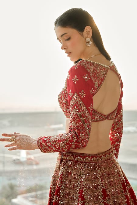 Shop Jigar & Nikita Red Net, Silk Pearls, Sequins, Cut Work, Zari And Embroidered Bridal Lehenga Set at Aza Fashions Shop_Jigar & Nikita_Red Net, Silk Pearls, Sequins, Cut Work, Zari And Embroidered Bridal Lehenga Set _at_Aza_Fashions