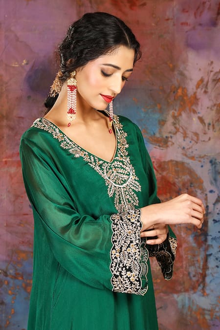 House Of Supriya_Emerald Green Velvet, Satin, Chiffon Sequins, Embroidered Kurta With Palazzo _Online_at_Aza_Fashions