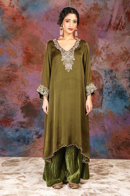 Buy_House Of Supriya_Green Velvet, Satin, Chiffon Sequins, Beads, Embroidered Asymmetric Kurta Set _Online_at_Aza_Fashions