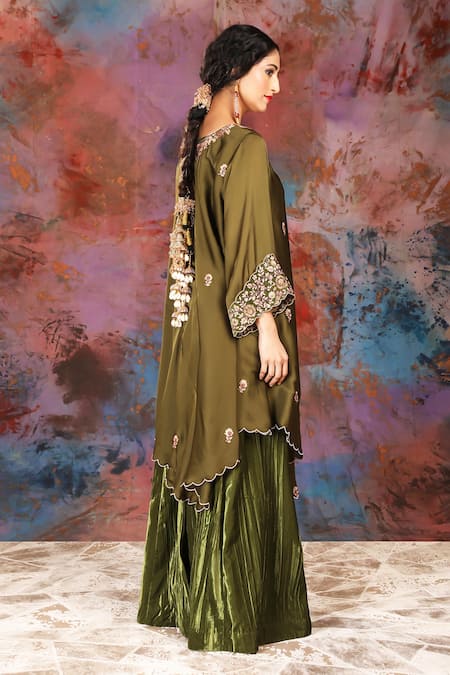 House Of Supriya Floral Zari Embroidered Kurta & Sharara Set 