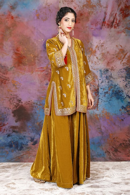 Buy_House Of Supriya_Gold Velvet Zari, Sequins, Stones V-neck Embroidered Jacket And Sharara Set _Online_at_Aza_Fashions