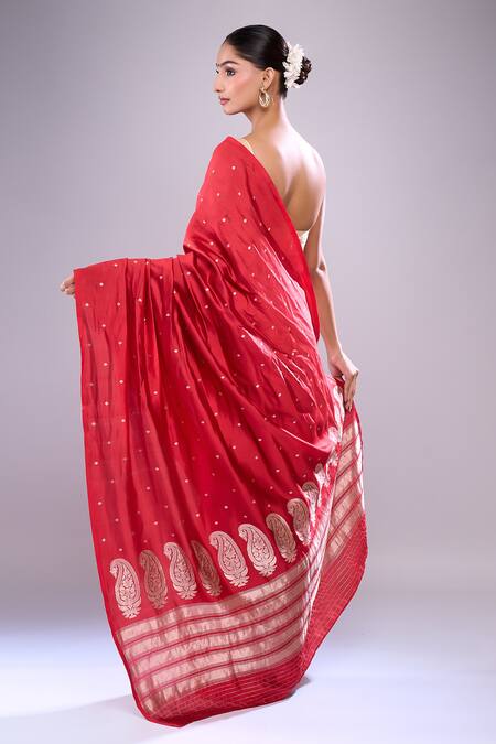 Shop Mint N Oranges Red Silk Embroidery Round Neck Handwoven Banarasi Saree at Aza Fashions Shop_Mint N Oranges_Red Silk Embroidery Round Neck Handwoven Banarasi Saree_at_Aza_Fashions