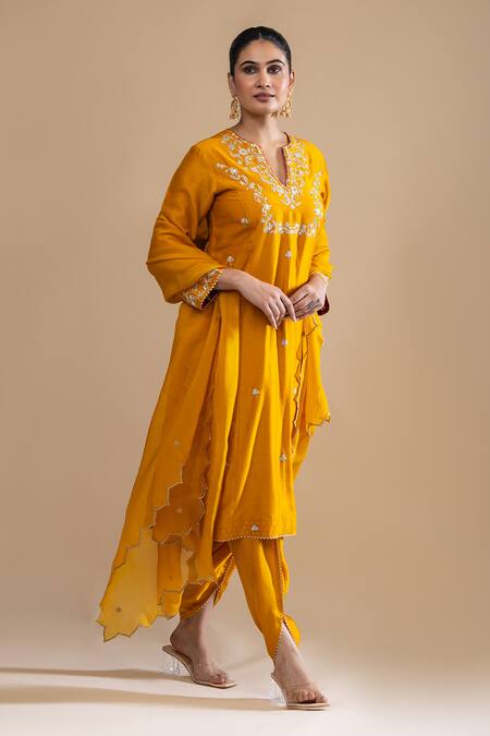 Label Radini_Yellow Chanderi Sequins Split V-neck Kashmiri Tilla Embroidered Kurta Set _Online_at_Aza_Fashions