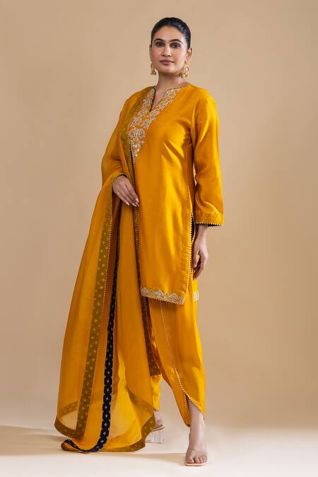Label Radini_Yellow Chanderi Embroidery, Sequins Split V-neck Kashmiri Tilla Kurta Set _Online_at_Aza_Fashions