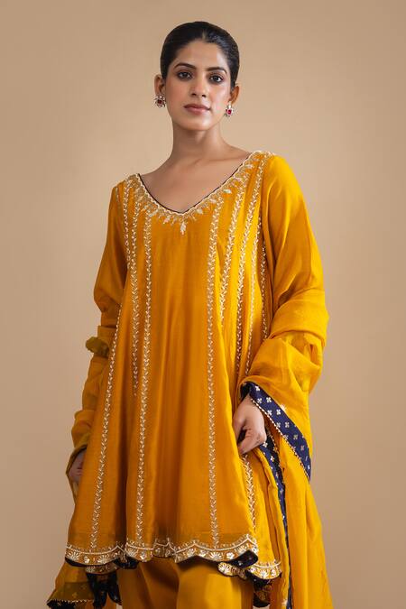 Shop Label Radini Yellow Chanderi Pearls V-neck Aari Embroidered Choga Kurta Set Online at Aza Fashions Shop_Label Radini_Yellow Chanderi Pearls V-neck Aari Embroidered Choga Kurta Set _Online_at_Aza_Fashions