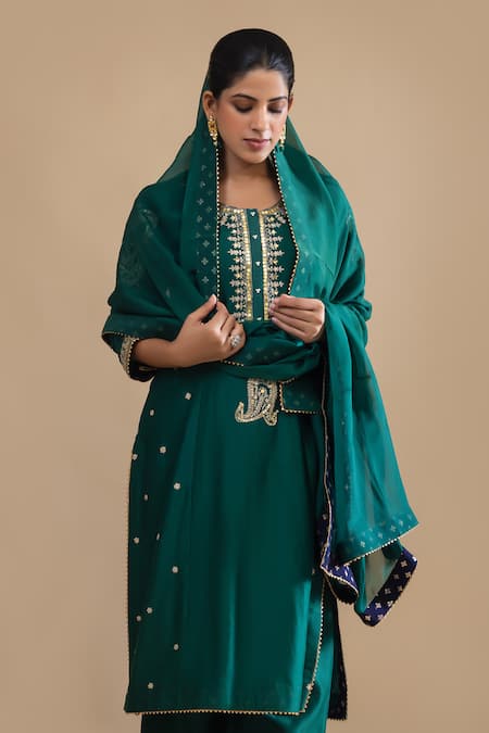 Buy Label Radini Green Chanderi Sequins Round Neck Paisley Kashmiri Tilla Embroidered Set Buy_Label Radini_Green Chanderi Sequins Round Neck Paisley Kashmiri Tilla Embroidered Set