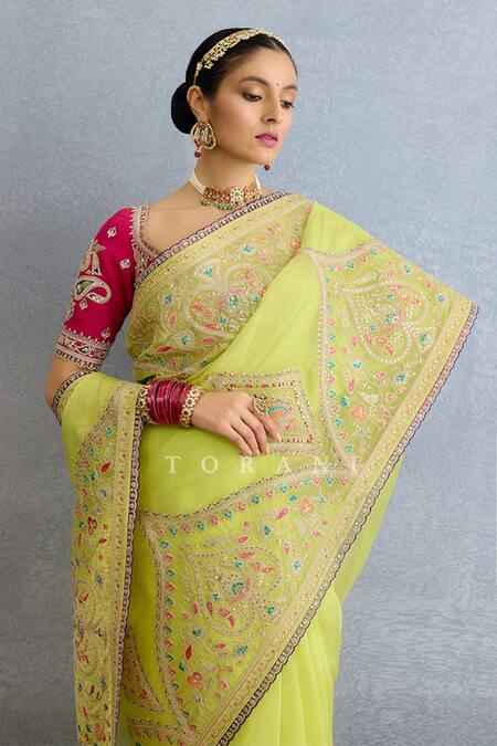 Buy_Torani_Green Organza Embroidery, Sequins, Mirrors Geometric Saree Set 